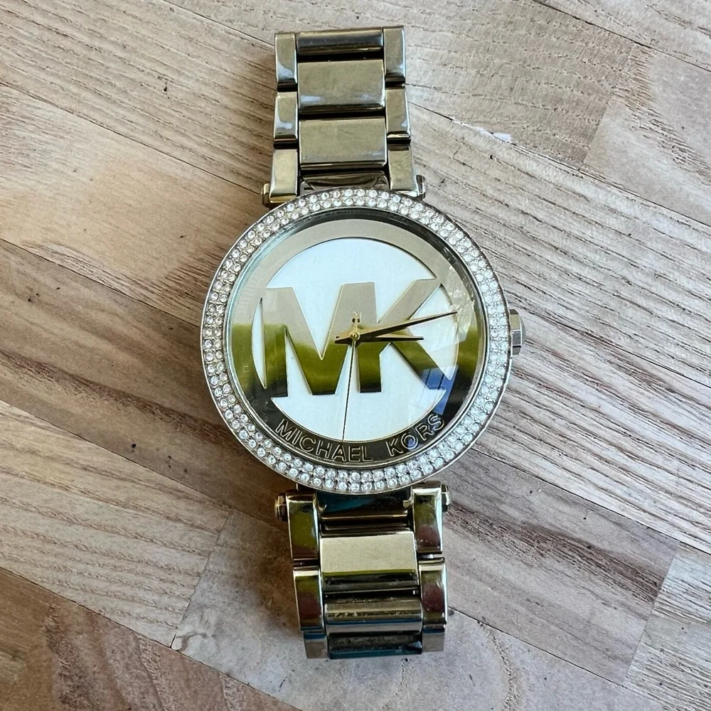 Michael Kors Parker ladies gold tone watch NEW BATTERY